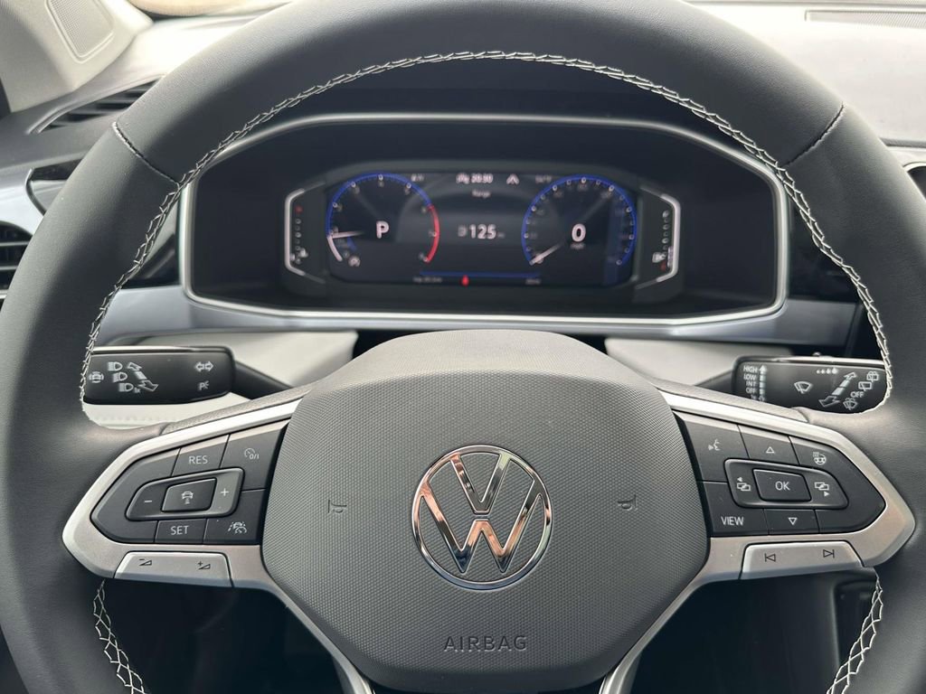 New 2026 Volkswagen Taos SEL AWD/4WD image 16