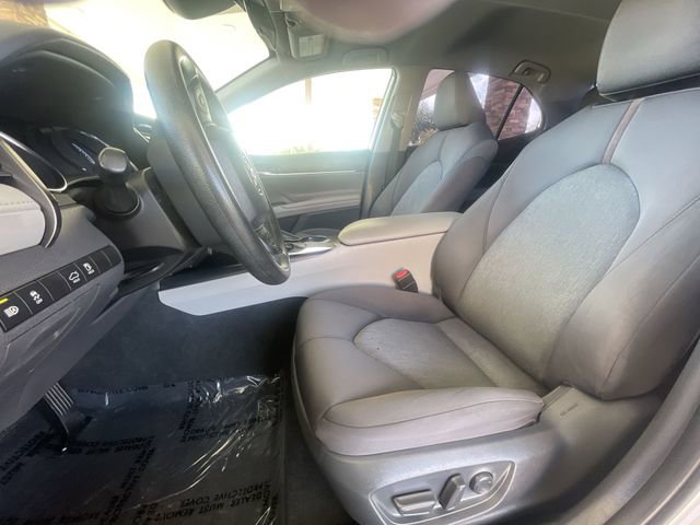 Used 2019 Toyota Camry LE w/ Carpet Mat Package image 16