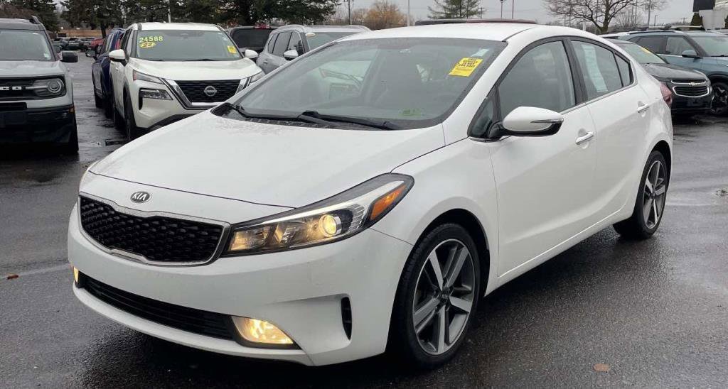 Used 2017 Kia Forte EX image 1