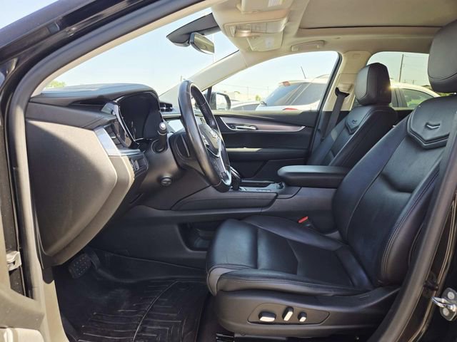 Used 2018 Cadillac XT5 Premium Luxury AWD/4WD image 9