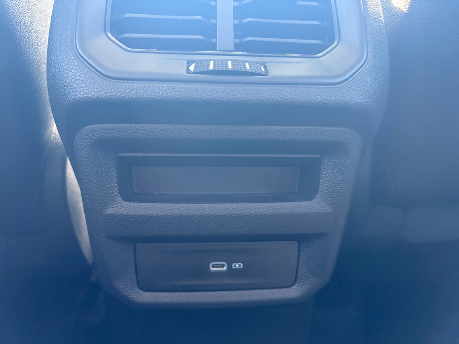 Certified 2024 Volkswagen Taos SE image 21