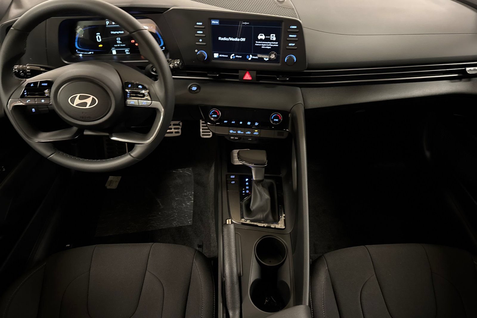 New 2026 Hyundai Elantra Sport FWD image 13