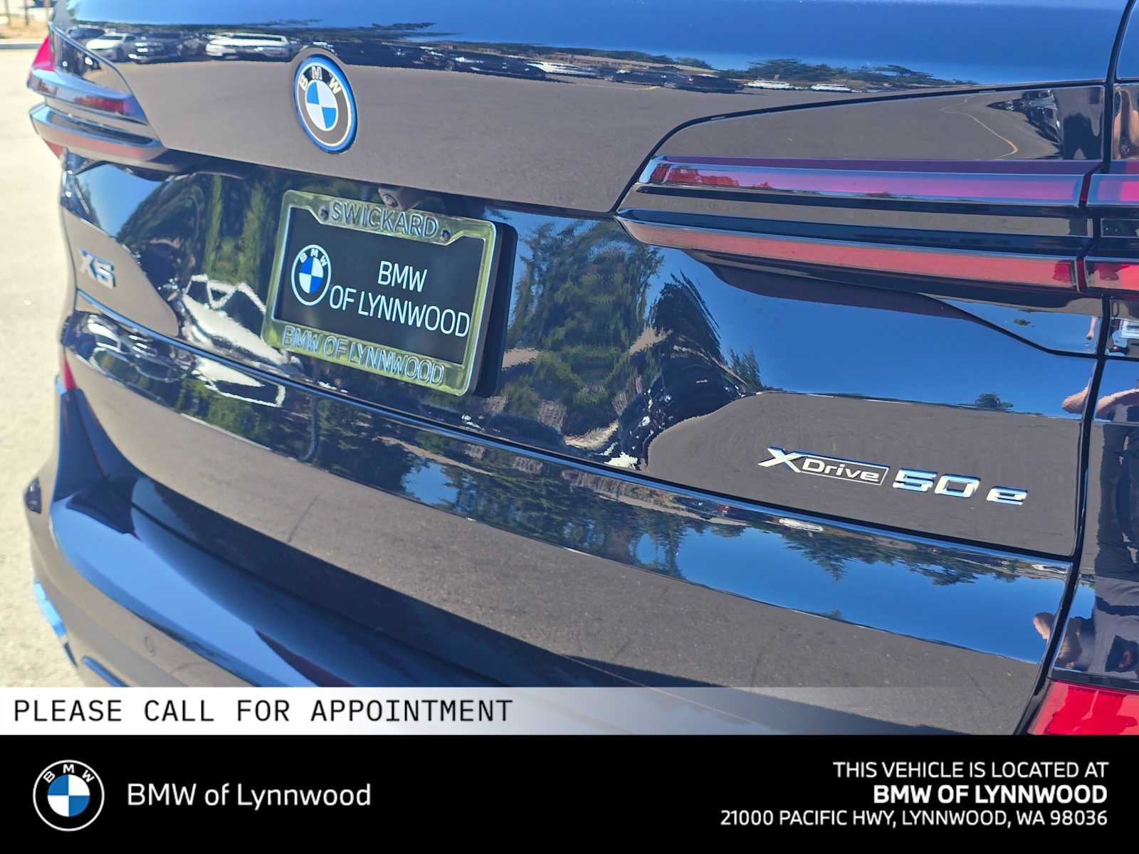 New 2026 BMW X5 xDrive50e w/ M Sport Package AWD/4WD image 13