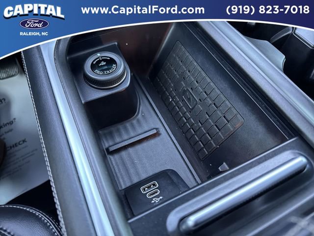 Certified 2025 Ford Expedition Platinum w/ Stealth Performance Package AWD/4WD image 36