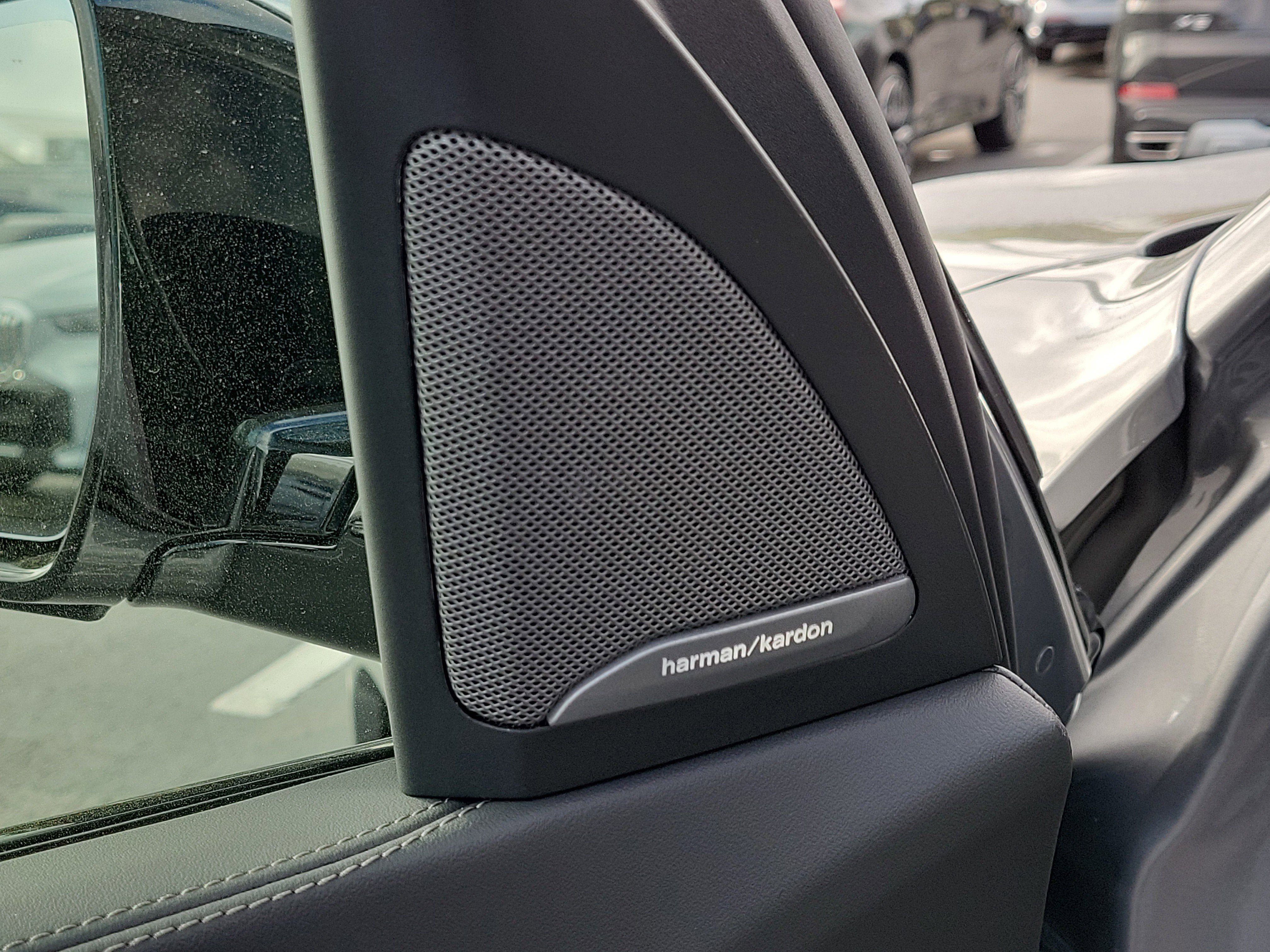 New 2026 BMW X5 xDrive40i w/ M Sport Package image 14