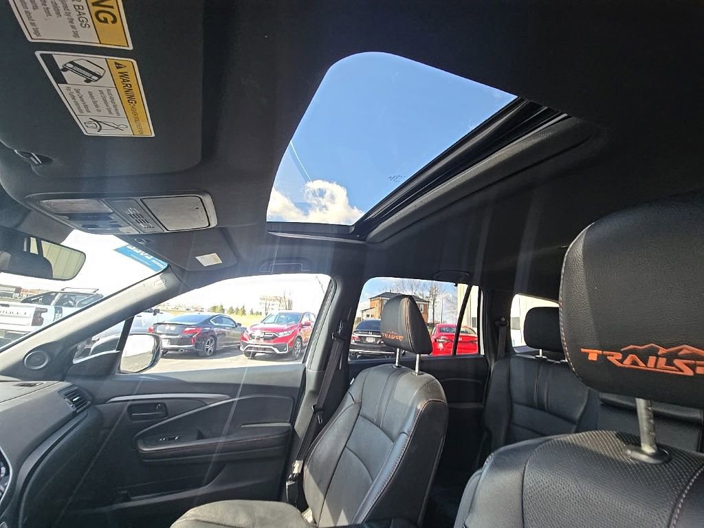 Certified 2022 Honda Pilot TrailSport image 14