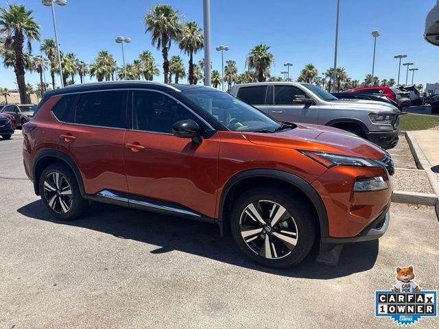 Used 2021 Nissan Rogue SL w/ Premium Package FWD image 2