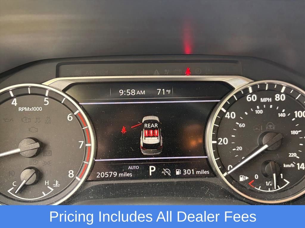 Used 2024 Nissan Rogue SV AWD/4WD image 10