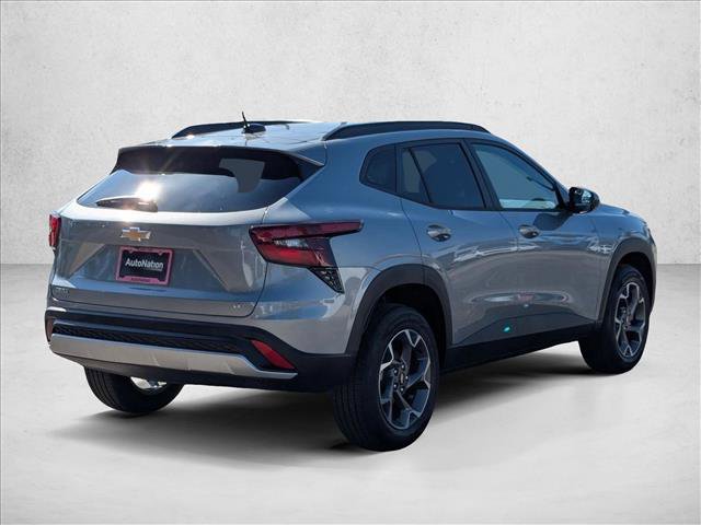 New 2026 Chevrolet Trax LT w/ Driver Confidence Package FWD video 2