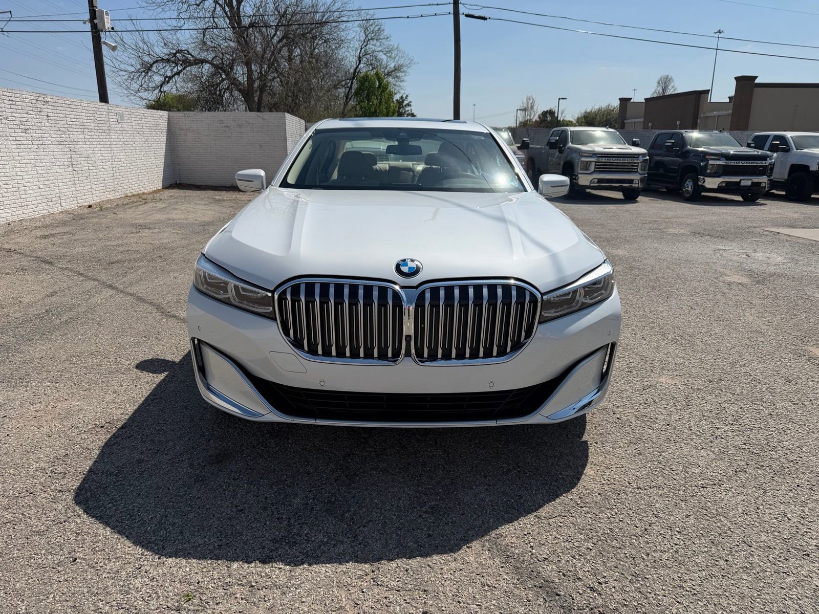 Used 2021 BMW 740i RWD image 9