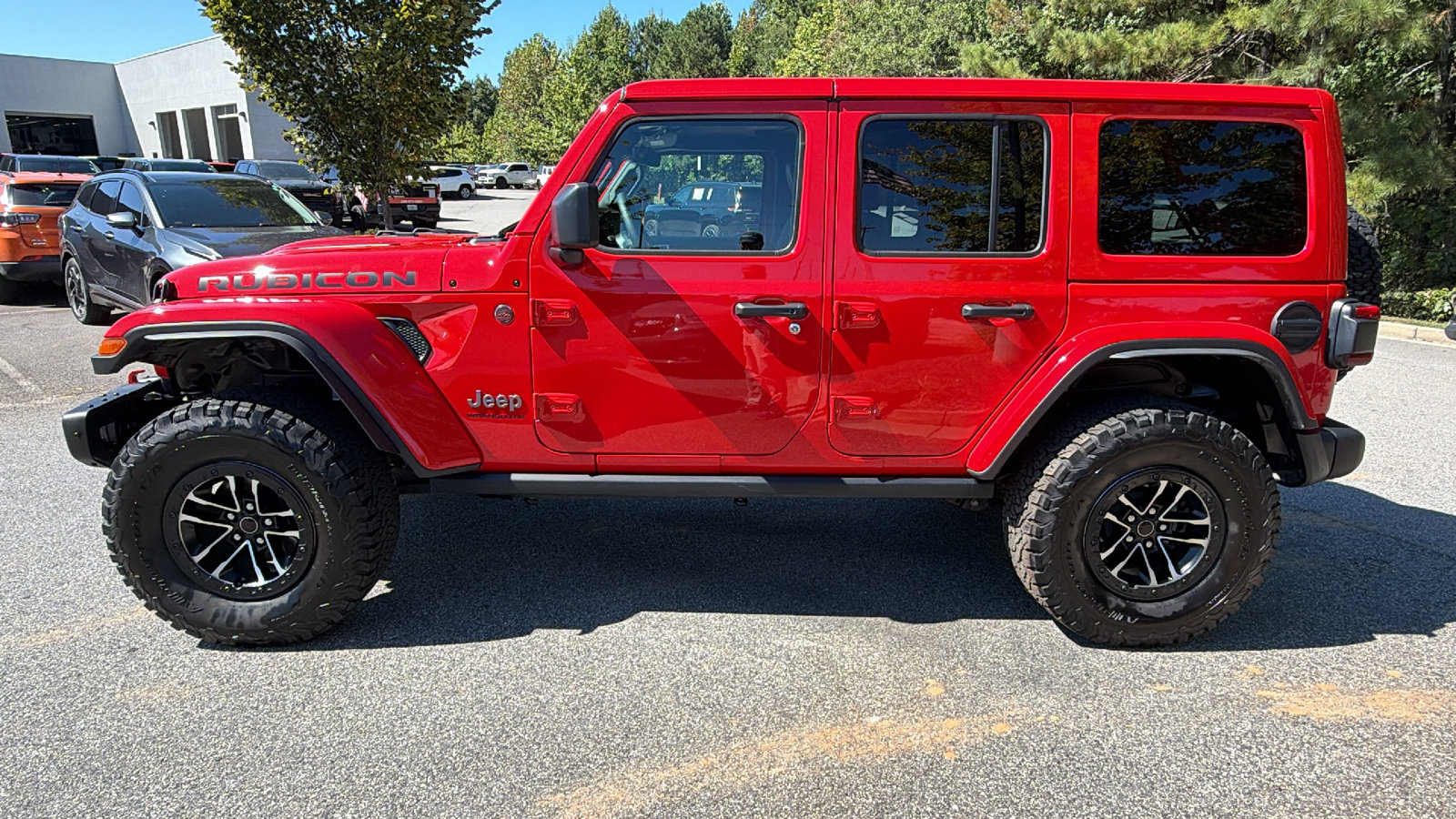 Used 2026 Jeep Wrangler Unlimited Rubicon AWD/4WD image 11