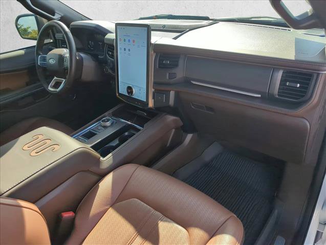 Certified 2024 Ford Expedition King Ranch image 25