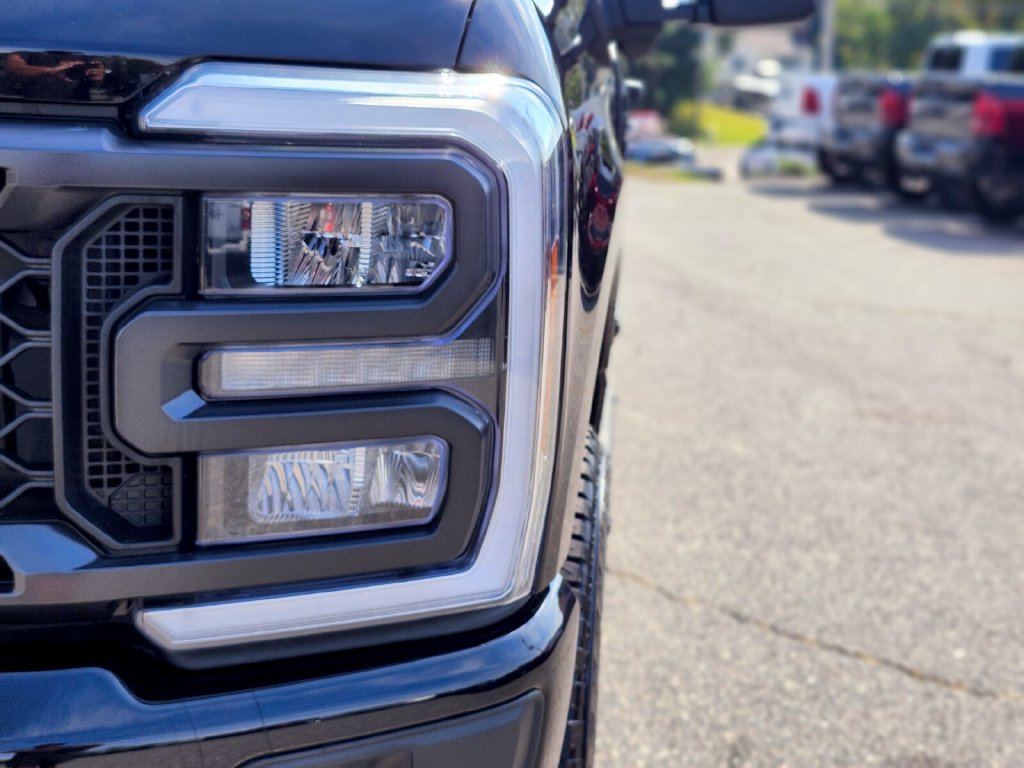 Used 2025 Ford F350 XL w/ STX Appearance Package AWD/4WD image 10