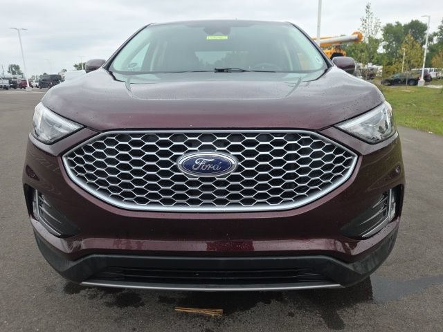 Used 2024 Ford Edge SEL w/ Convenience Package AWD/4WD image 3