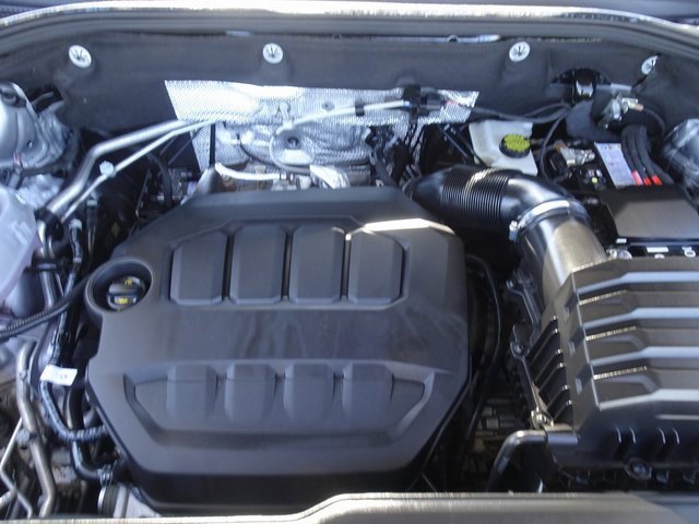 Used 2025 Volkswagen Atlas Cross Sport SE image 13