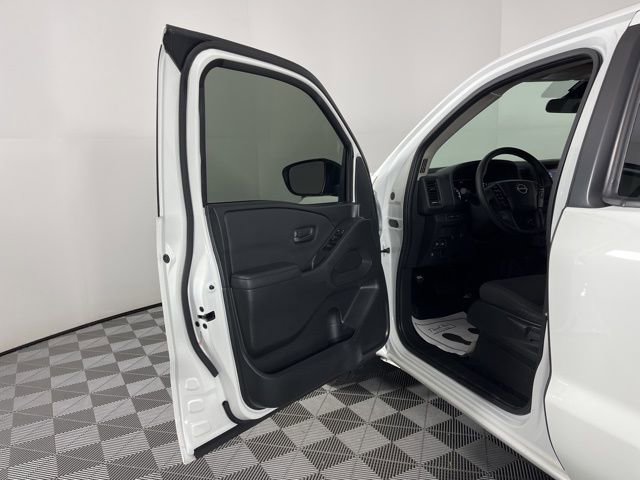 Used 2024 Nissan Frontier S image 17