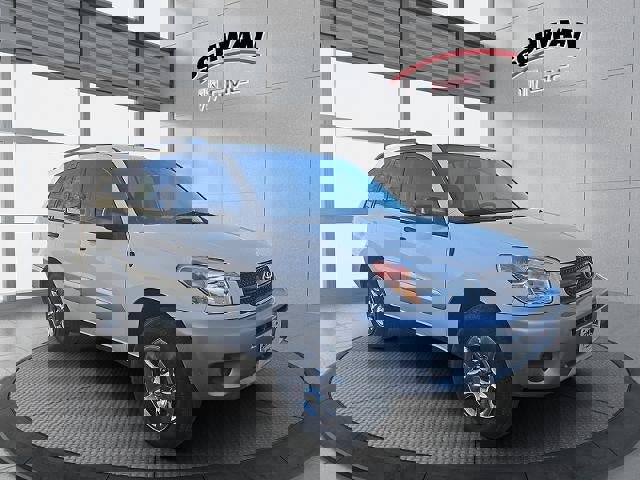 Used 2004 Toyota RAV4 4d SUV FWD AT image 2