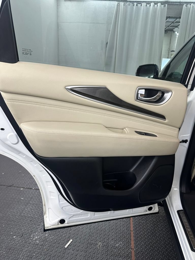 Used 2019 INFINITI QX60 Pure AWD/4WD image 23