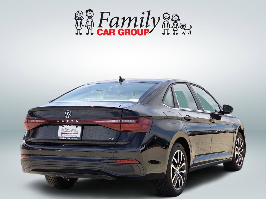 Used 2025 Volkswagen Jetta SE FWD image 4