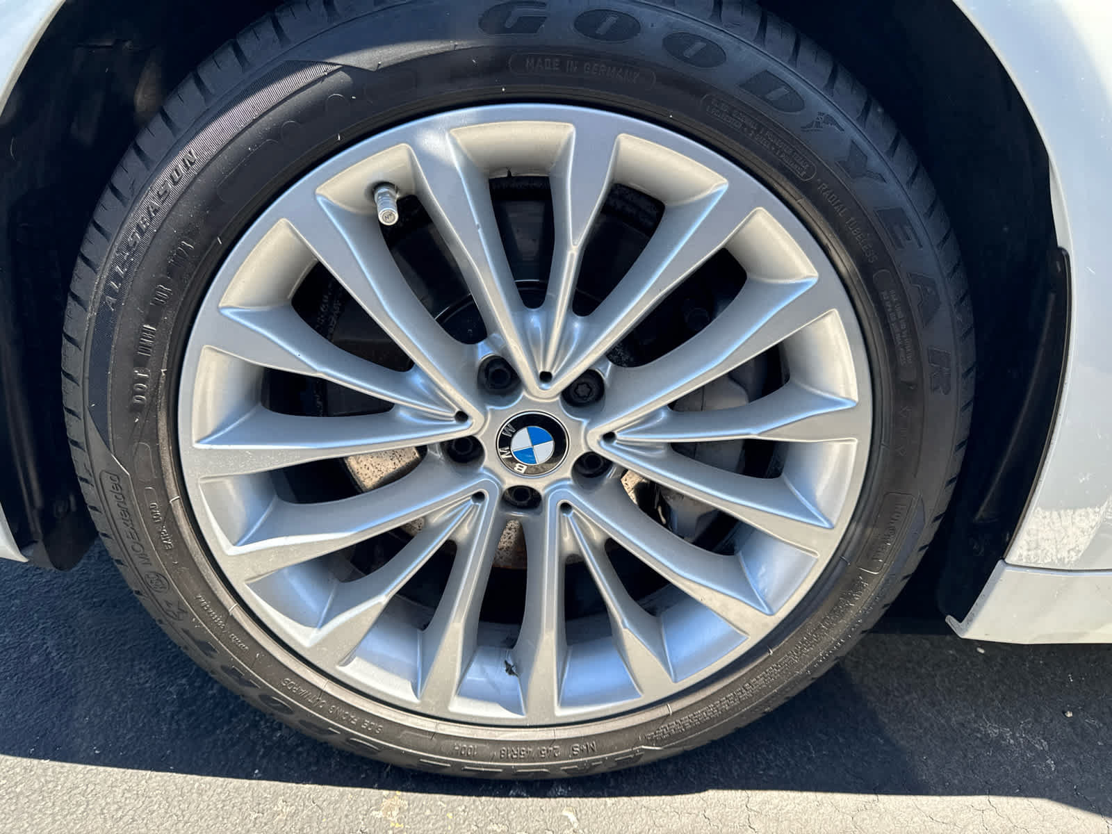 Used 2023 BMW 530i xDrive w/ Convenience Package AWD/4WD image 22