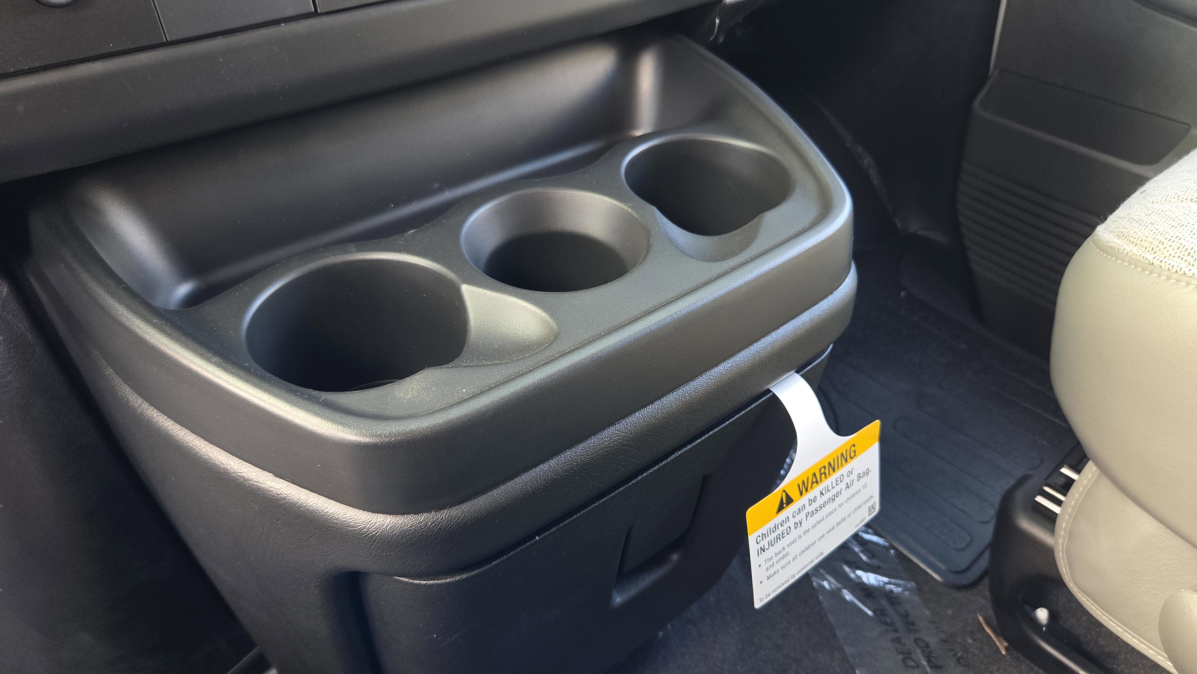 New 2026 Chevrolet Express 2500 LT w/ LT Preferred Equipment Group image 21