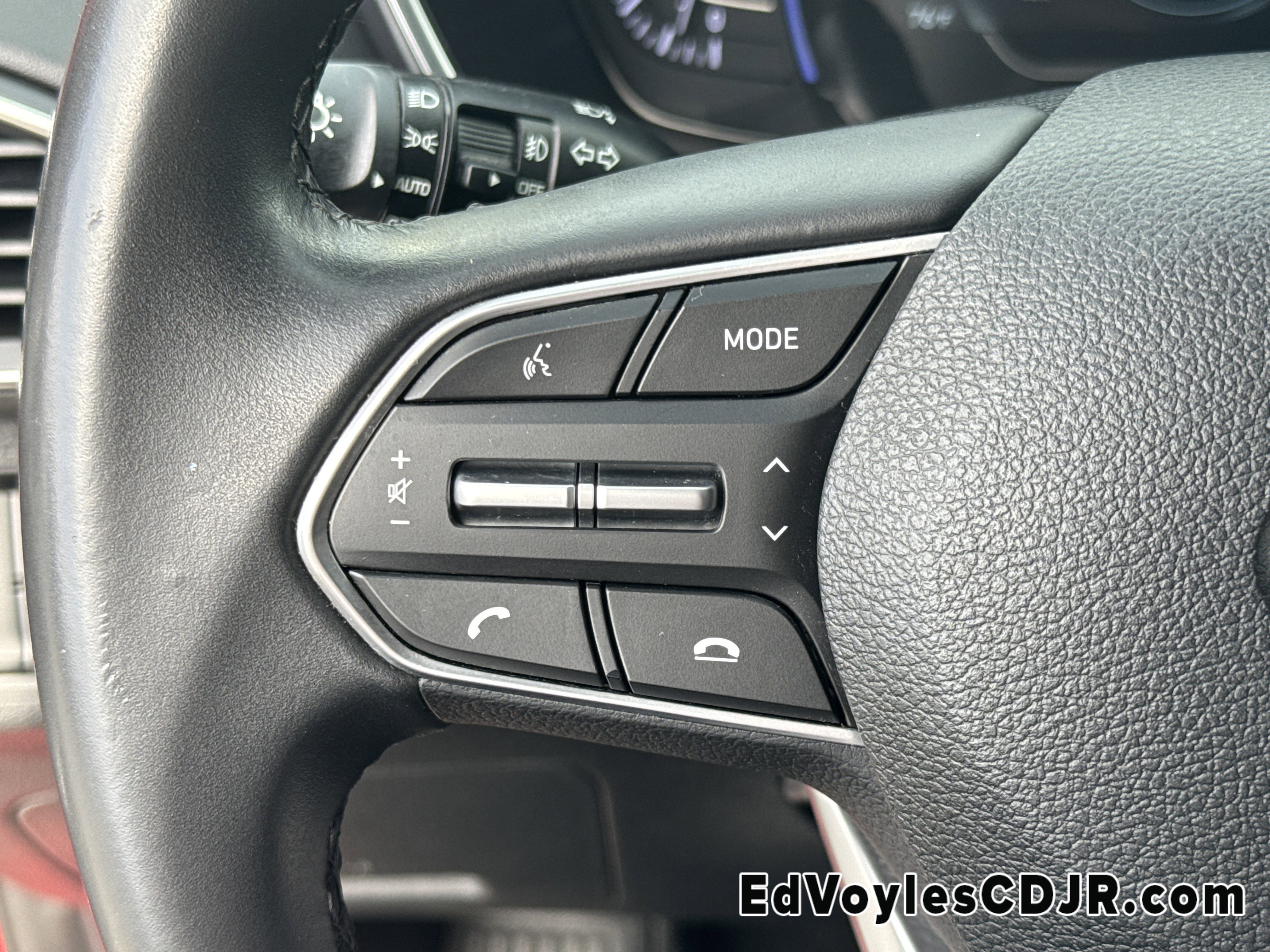 Used 2020 Hyundai Santa Fe SEL image 30