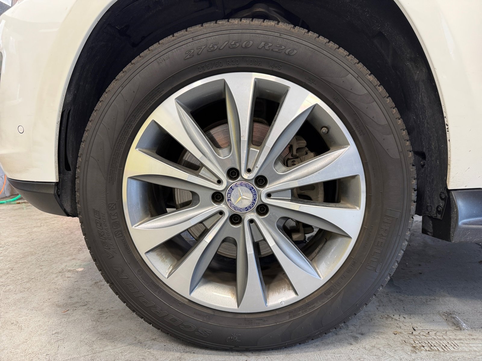 Certified 2015 Mercedes-Benz GL 450 4MATIC image 26