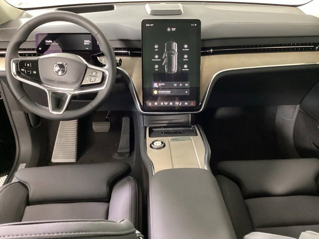 New 2025 Volvo EX90 Ultra w/ Protection Package Premier image 10