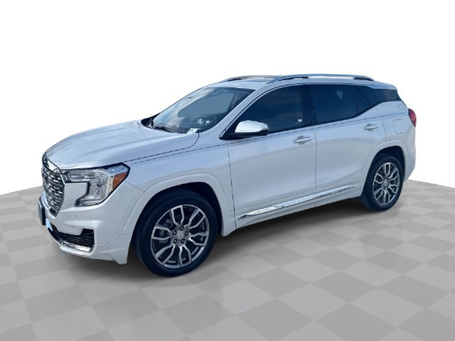 Certified 2022 GMC Terrain Denali w/ LPO, Floor Liner Package AWD/4WD image 1