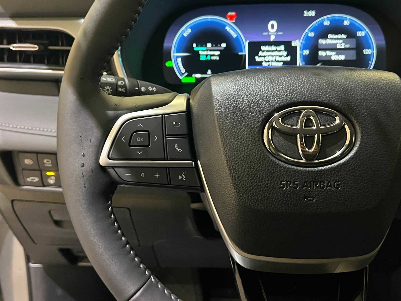 Certified 2025 Toyota Highlander Platinum image 21