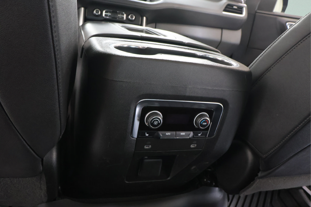 Used 2023 Chevrolet Tahoe LT w/ Luxury Package AWD/4WD image 87