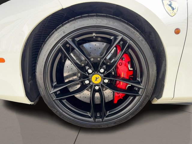 Used 2016 Ferrari 488 GTB image 8