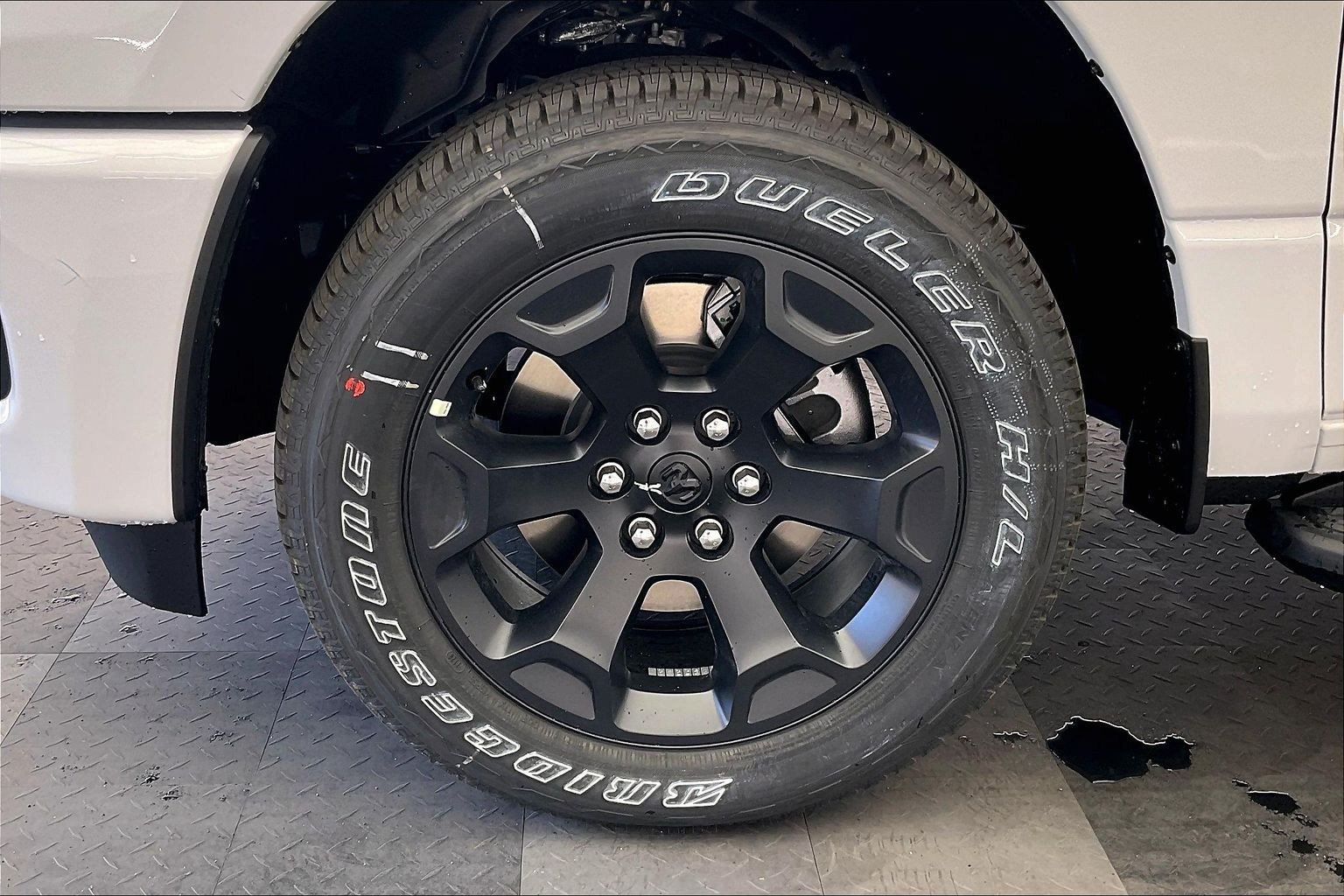 New 2026 RAM 1500 Express AWD/4WD image 14