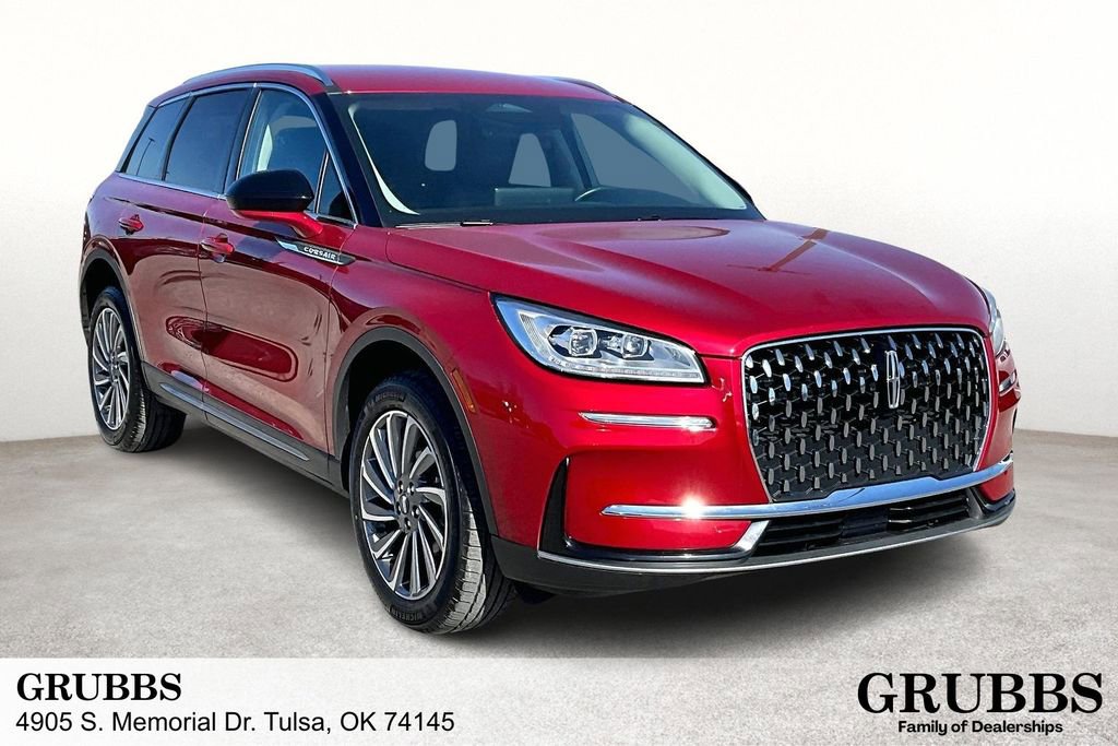 Used 2023 Lincoln Corsair Reserve image 1