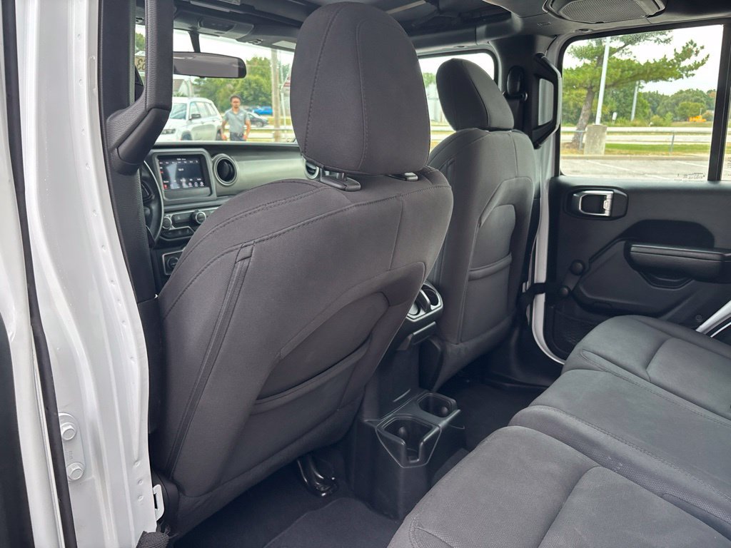 Used 2023 Jeep Wrangler Unlimited Sport AWD/4WD image 16