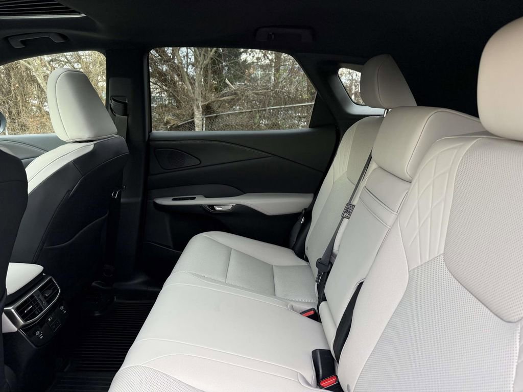Used 2023 Lexus RX 350h w/ Accessory Package (2T) image 17