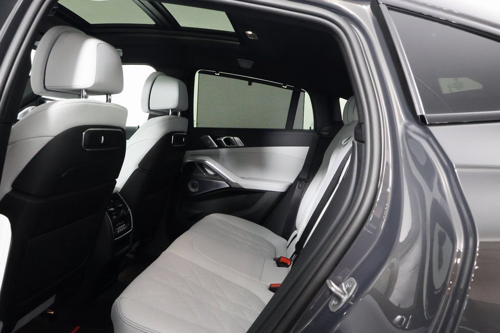 New 2027 BMW X6 M60i AWD/4WD image 6