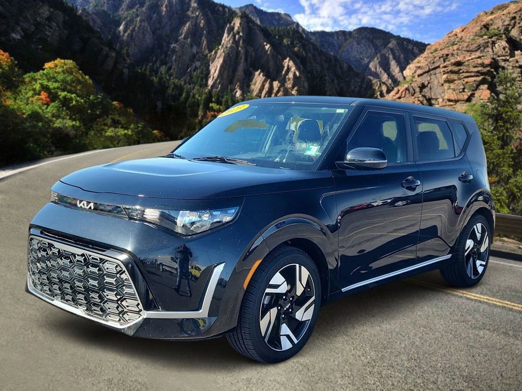 Used 2023 Kia Soul GT-Line image 5