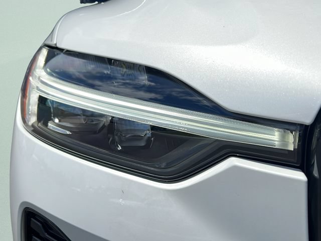 New 2026 Volvo XC60 B5 Plus AWD/4WD image 9