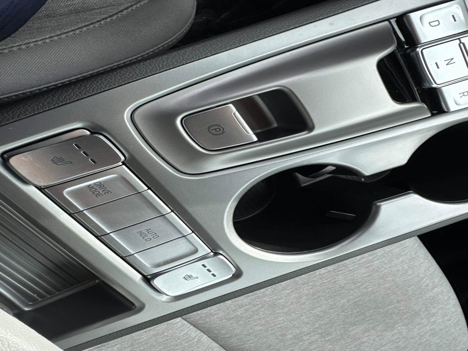 Used 2023 Hyundai Kona SE FWD image 24