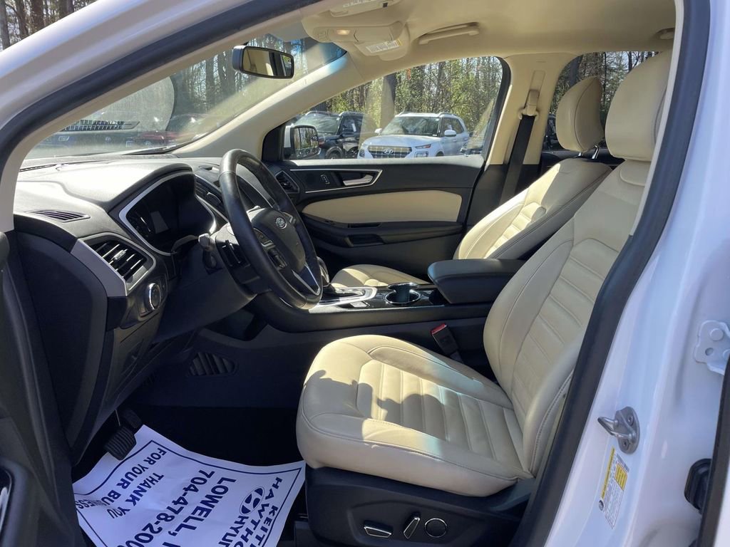 Used 2015 Ford Edge SEL w/ Equipment Group 201A image 17