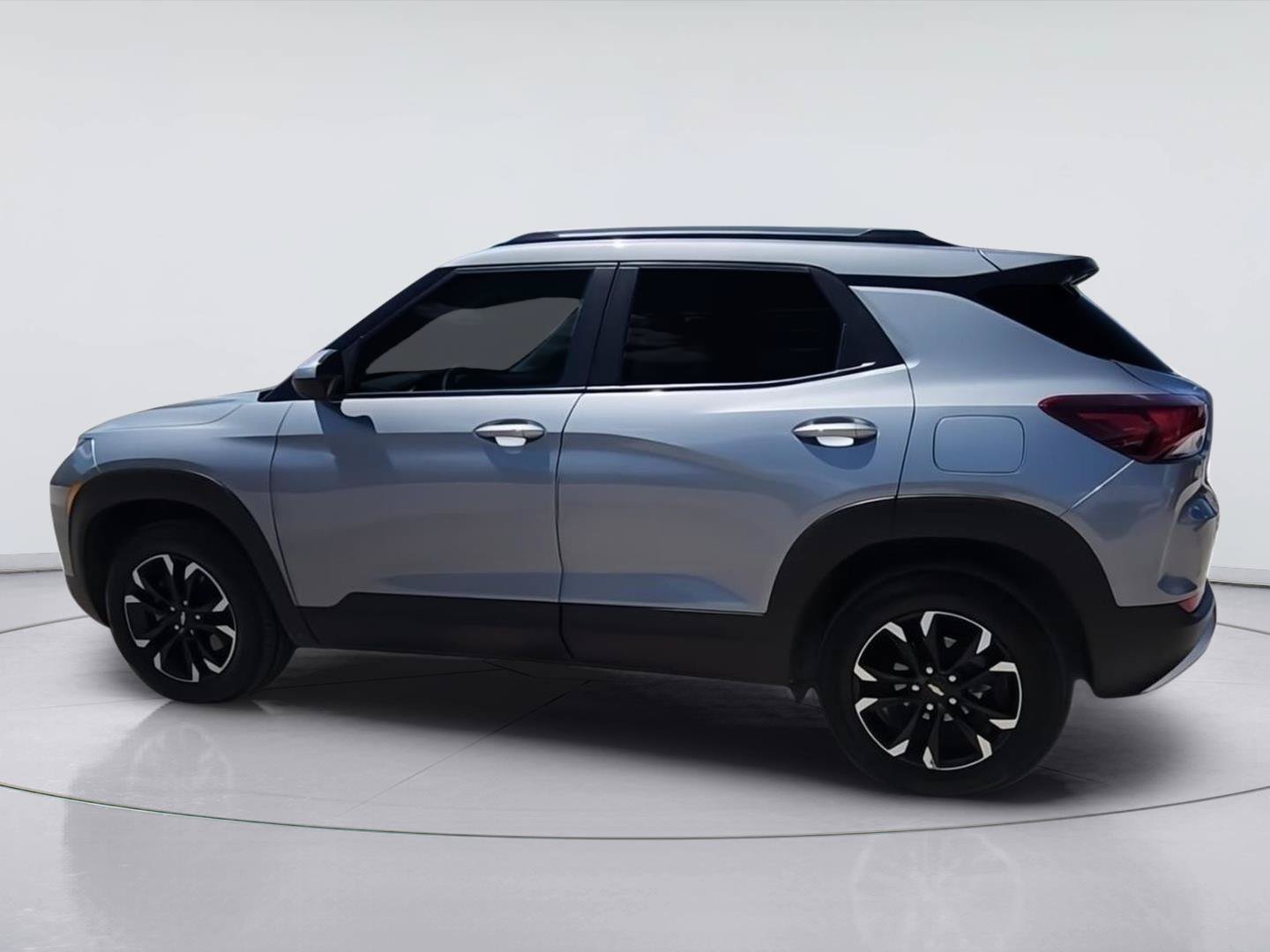 Used 2023 Chevrolet TrailBlazer LT w/ Convenience Package AWD/4WD image 6