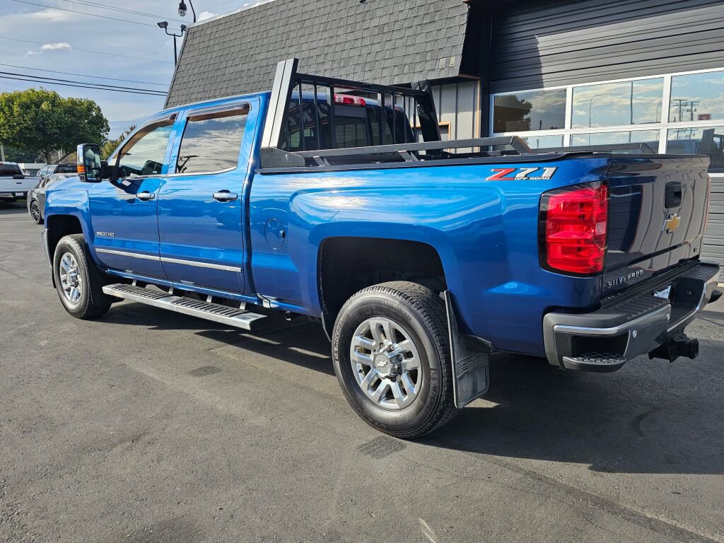 Used 2018 Chevrolet Silverado 3500 LTZ image 7