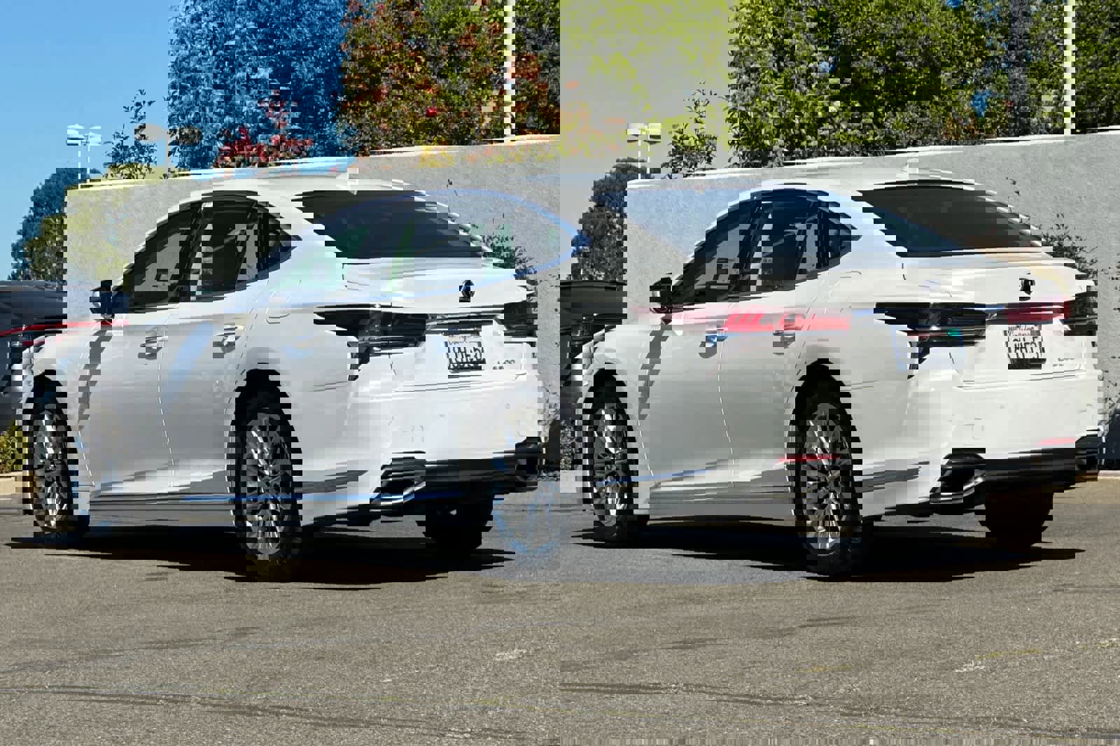 Used 2019 Lexus LS 500 w/ Interior Upgrade Package image 7