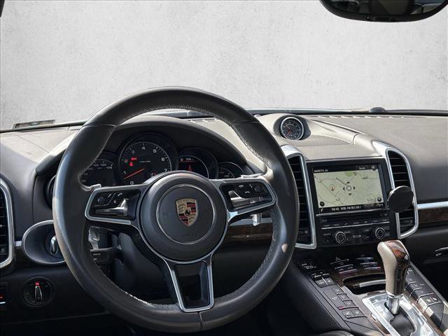 Used 2016 Porsche Cayenne image 13