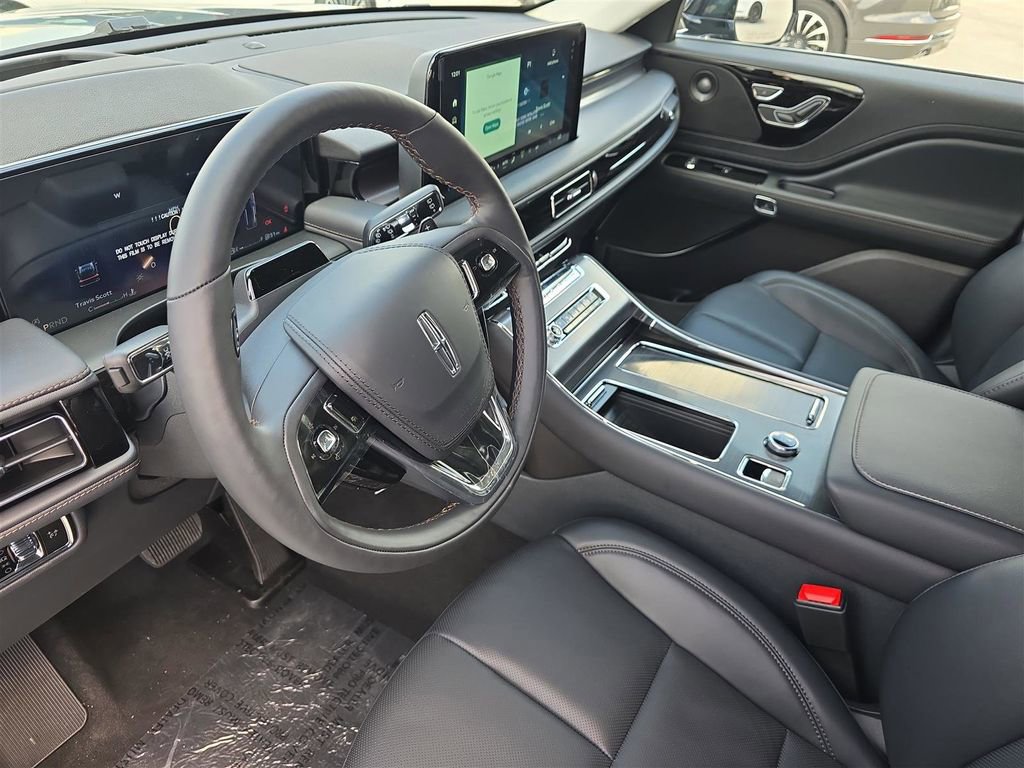 New 2025 Lincoln Aviator 2WD w/ Equipment Group 101A image 20