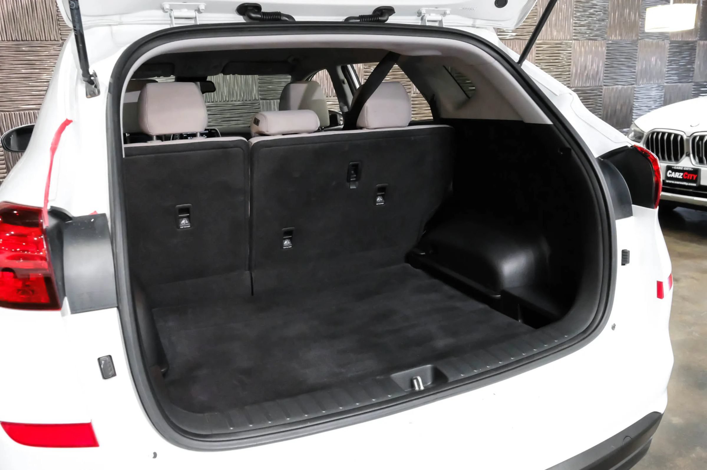 Used 2019 Hyundai Tucson Value FWD image 63