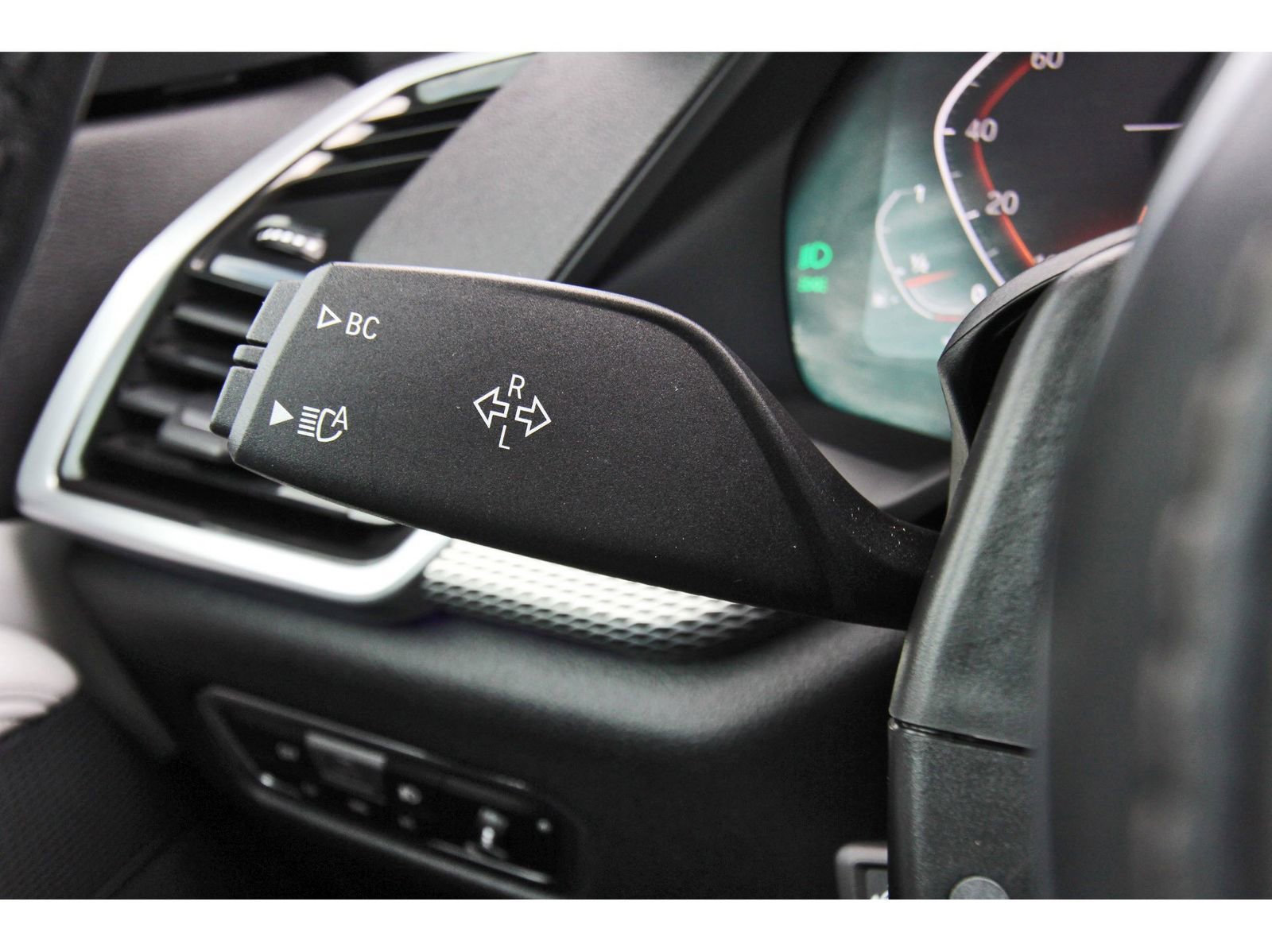 Used 2023 BMW X5 xDrive40i w/ M Sport Package image 20