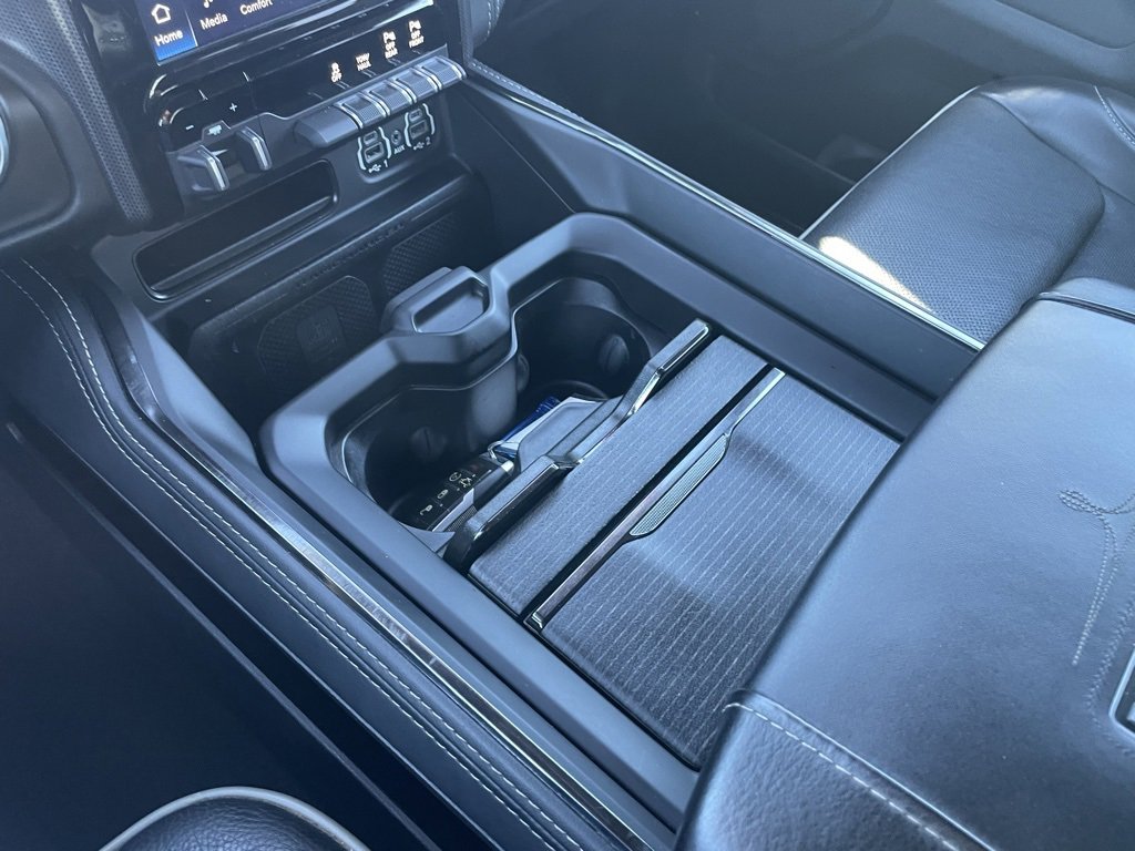 Used 2022 RAM 1500 Limited w/ Body-Colour Bumper Group image 17