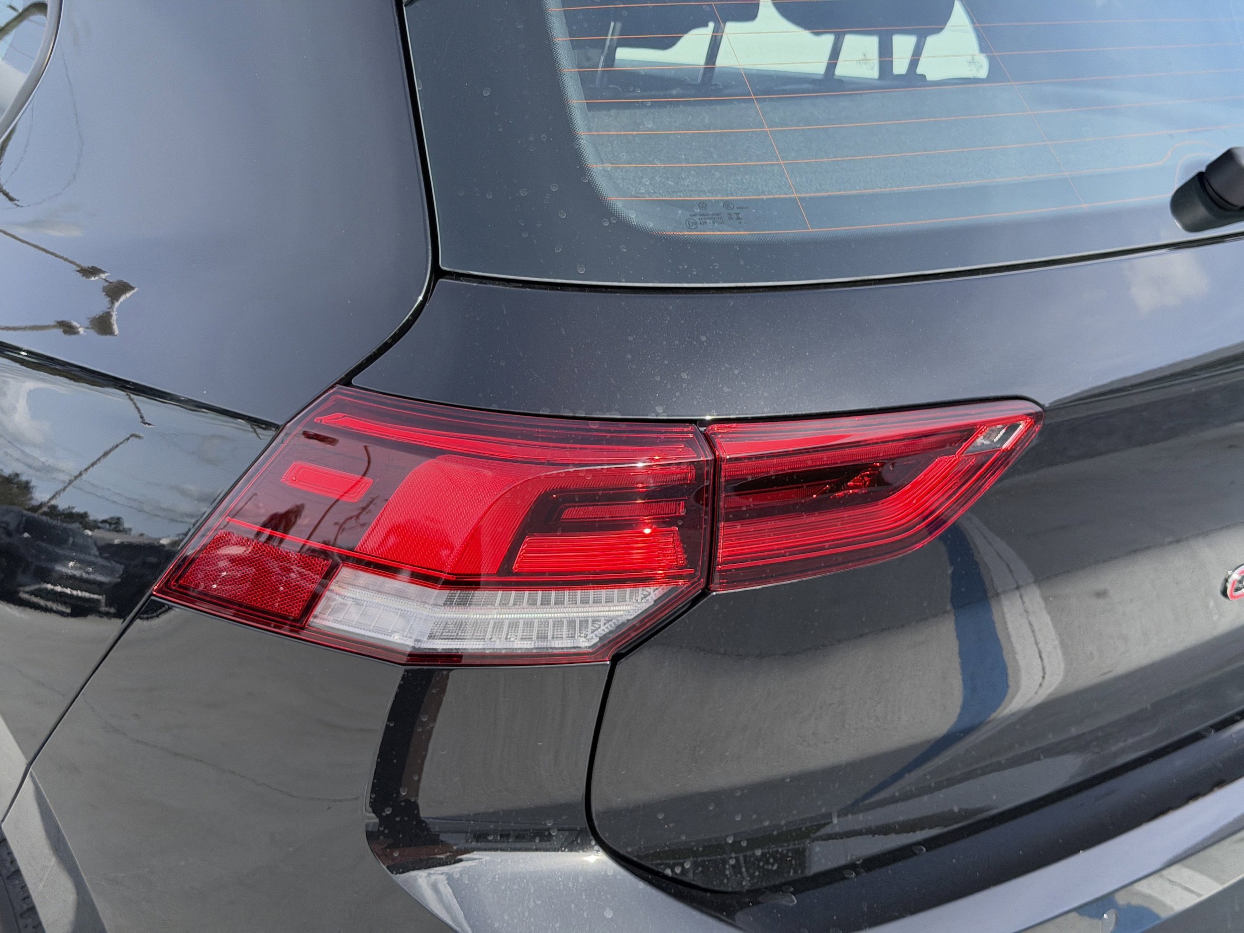 New 2026 Volkswagen GTI SE image 9